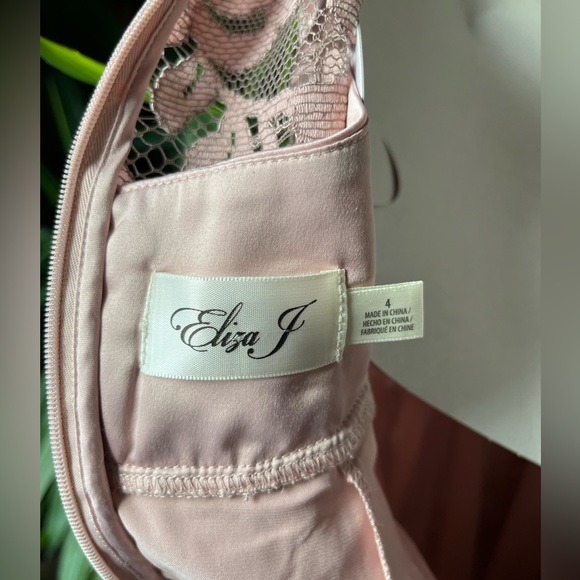 Mother of the Bride Dress, Eliza J, blush - Picture 6 of 8